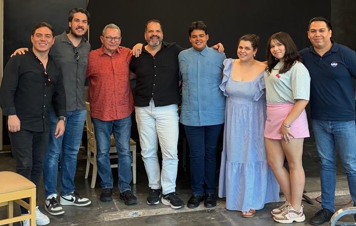 Imparte el Dr. Carlos Conde, curso intensivo de perfeccionamiento vocal en el ISIC