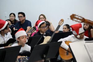 Alumnos de Manuel Tanamachi ofrecen Recital de Guitarra en la ESAJL