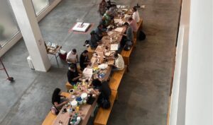 Invita la GAALS al taller experimental “Trazo, tinta y tinto”