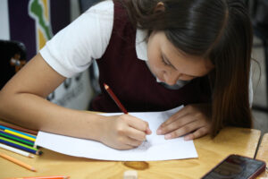 Acercan el ISIC y SUMA, IAP el arte  a estudiantes de la Secundaria Federal No. 8