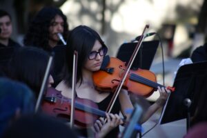 El arte alegra el Parque Canaco Hermes con la Orquesta Sinfónica Juvenil