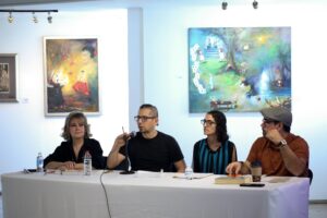 Reflexionan sobre arte y palabra en diálogo con Cecilia Pablos en la GAAB