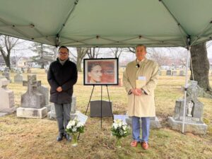 Rinden homenaje póstumo a Gilberto Owen