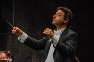 Presentará la OSSLA “Locuras y filosofías sinfónicas” con el director huésped Claudio Cohen