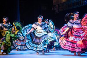 Celebra la Compañía Folclórica Sinaloense a Culiacán con una Gala Folclórica