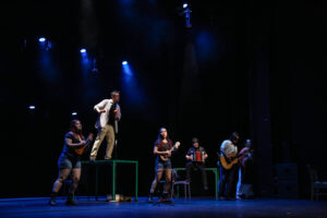 “Todas las formas de decir te amo” conecta con jóvenes a través del teatro y la reflexión